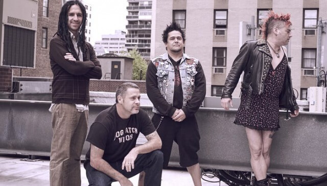 第2弾リリースで初めて知った「Fat Mike Gets Strung Out」という